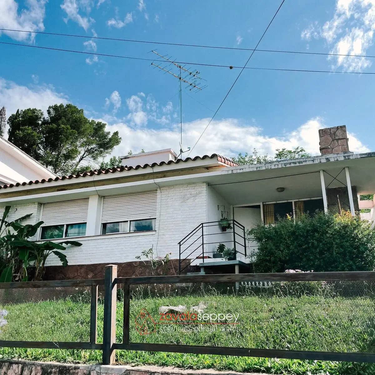 Casa en venta en Río Ceballos — foto 1