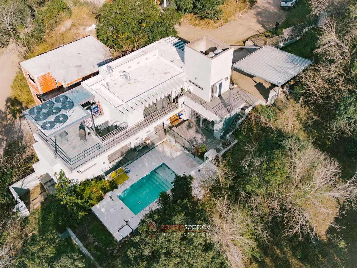Casa en venta en Río Ceballos — foto 1