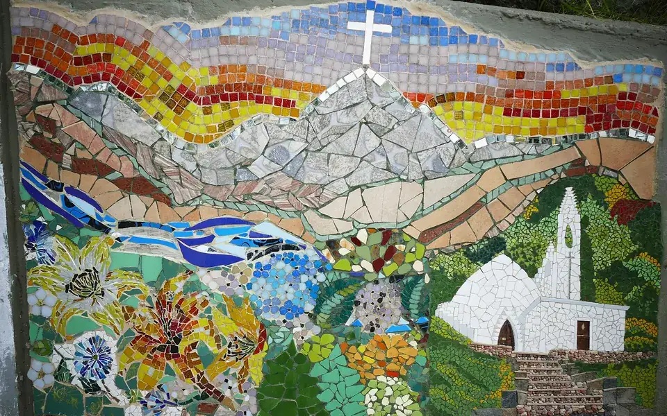 Mural con la Capilla Buffo en Unquillo